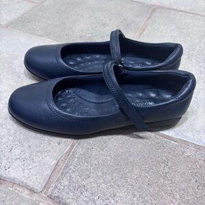 Walking Cradles Mary Jane Shoes Women’s 9W Blue
